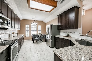 19198 Stoneforest Road County Rd 669e, Alvin, TX 77511 - photo 6