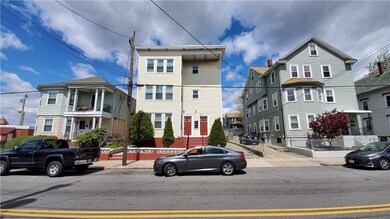 827 Main St unit 1R, Pawtucket, RI 02860 - photo 2