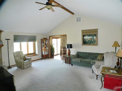 9514 Timber Wheel Ct, Fort Wayne, IN 46835 - photo 2