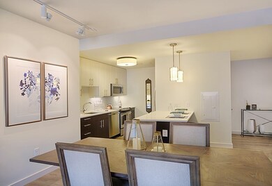 1 Canal St unit 914, Boston, MA 02114 - photo 2