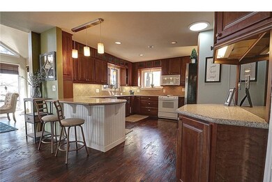 2 Portsmouth Cir, Bella Vista, AR 72715 - photo 3