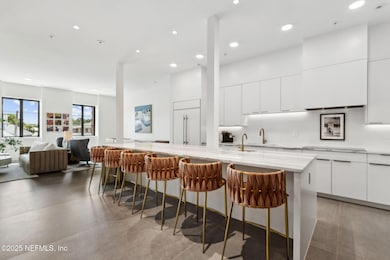 19-web-or-mls-15_19 N 5th St Unit 3100