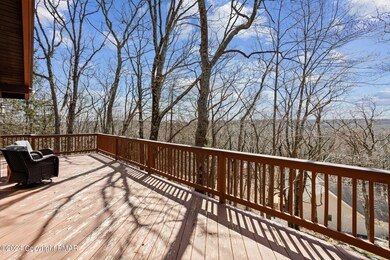 131 Highland Dr, Hawley, PA 18428 - photo 2