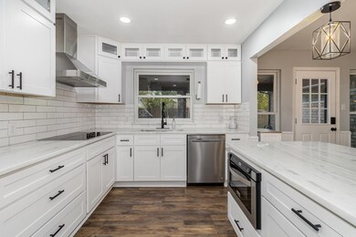 729 Toni Dr, Hurst, TX 76054 - photo 3