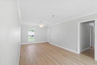 16706 Forest Bend Ave, Friendswood, TX 77546 - photo 4