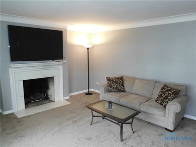 18' X 15' Family Room W/ Gas Fireplace, NEW CARPET