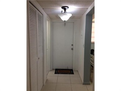 215 SE 3rd St unit 304B, Hallandale Beach, FL 33009 - photo 2