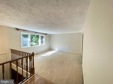 4185 Waterway Dr, Dumfries, VA 22025 - photo 2