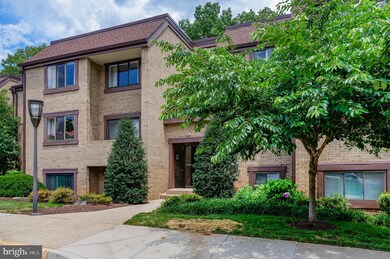 1663 Parkcrest Cir unit 201, Reston, VA 20190 - photo 4