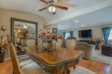 006-Dining Area