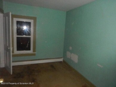 1637 Farr St, Scranton, PA 18504 - photo 7