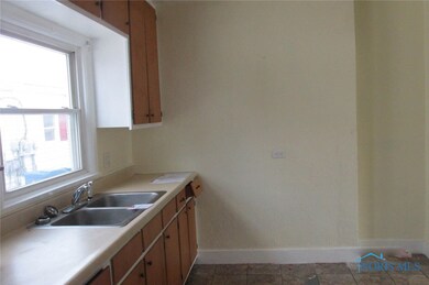 Kitchen (13x9)