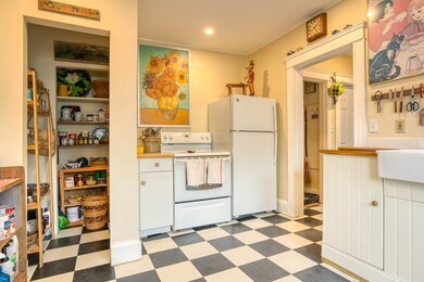 185 Florence St unit 1R, Roslindale, MA 02131 - photo 4