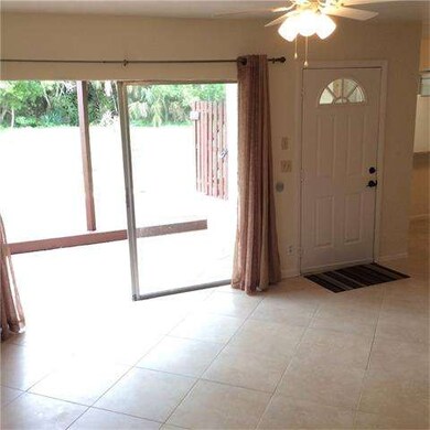 172 Cypress Way E unit 4B, Naples, FL 34110 - photo 6