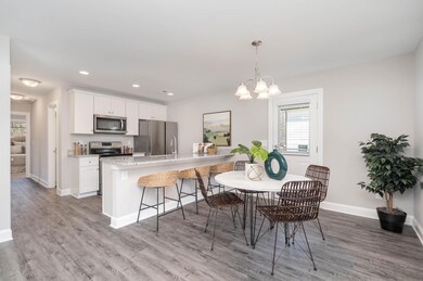 610 Poplar St, Statesville, NC 28677 - photo 4