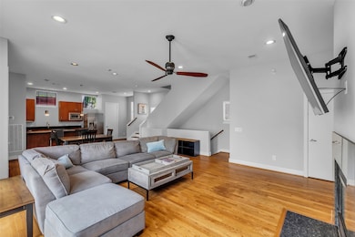 2404 Fairview St unit C, Houston, TX 77006 - photo 4