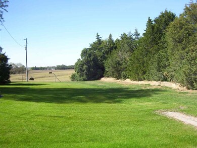 957 E Suburban Rd, North Platte, NE 69101 - photo 4