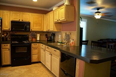 KITCHEN (2)