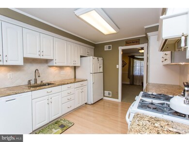 2604 Andrew Rd, Broomall, PA 19008 - photo 5