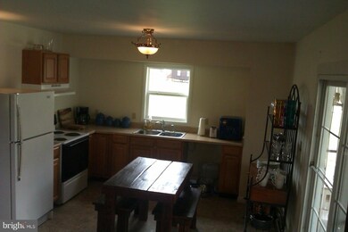 1423 Fort Stover Rd, Luray, VA 22835 - photo 3