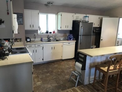 211 S 300 W, Parowan, UT 84761 - photo 6