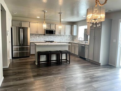 904 N Cardigan Place, Star, ID 83669 - photo 6