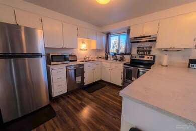 24415 Dodds Rd, Bend, OR 97701 - photo 7