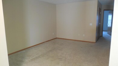 657 Millcrest Dr, Marysville, OH 43040 - photo 3