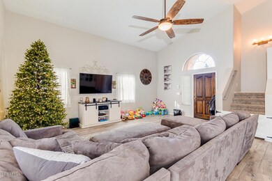 823 W Shellfish Dr, Gilbert, AZ 85233 - photo 5