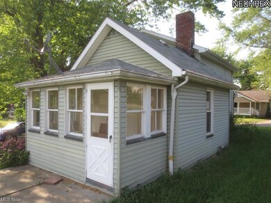 Closeup view of 12'x 6' enclosed back porch leadin