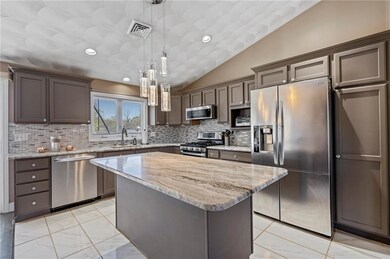 234 3rd Ave, Cranston, RI 02910 - photo 5