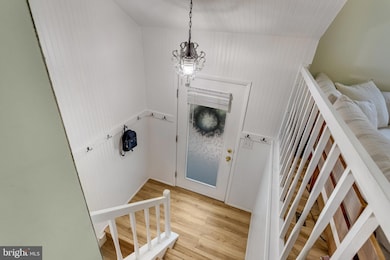 16104 Benedict Ct, Woodbridge, VA 22191 - photo 6