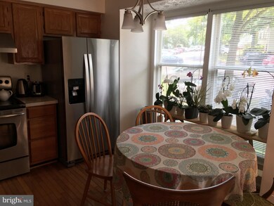 3743 Mazewood Ln, Fairfax, VA 22033 - photo 5