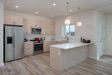 Photos of similar model, same finishes