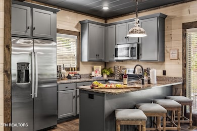 2013 Myrtle Way, Pigeon Forge, TN 37863 - photo 4