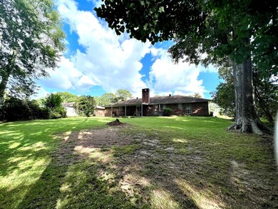 1710 Pope Cir, McComb, MS 39648 - photo 4