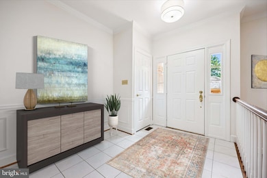 9420 Lost Trail Way, Potomac, MD 20854 - photo 5