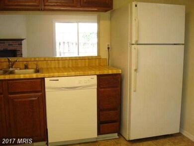 19418 Breezedale Ln, Germantown, MD 20876 - photo 3