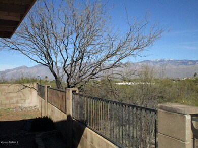10821 E Walking Stick Dr, Tucson, AZ 85748 - photo 7