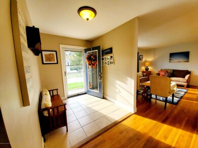 167 Smith Cir, Point Pleasant Boro, NJ 08742 - photo 4