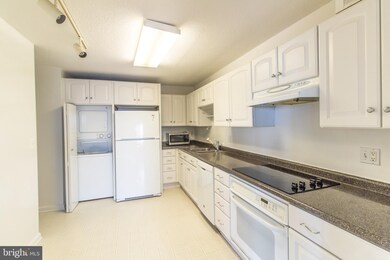 The Rotonda unit 926, McLean, VA 22102 - photo 6