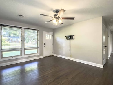 1884 Pardue Dr, Clarksville, TN 37043 - photo 5