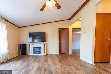 101 Raines St, Moorefield, WV 26836 - photo 4