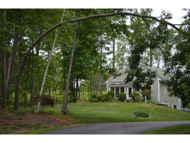 7 Hawkview Rd, Hudson, NH 03051 - photo 2