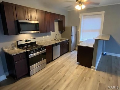 3008 Henrietta St, Saint Louis, MO 63104 - photo 3