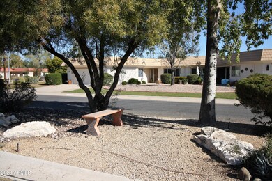 10619 W Wheatridge Dr, Sun City, AZ 85373 - photo 2