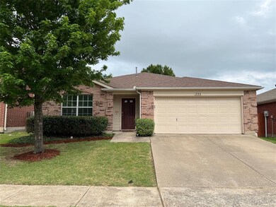 208 Waterwood Dr, Wylie, TX 75098 - photo 2