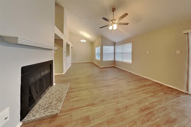 8526 Lake Crystal Dr, Houston, TX 77095 - photo 3