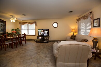 06 Living Room