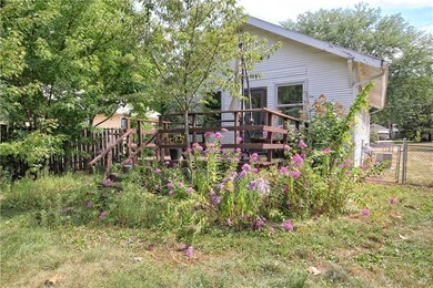 3110 56th St, Des Moines, IA 50310 - photo 3